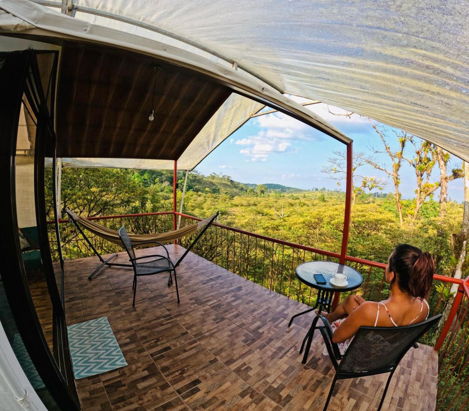Garza Del Sol Glamping Rio Celeste Buganvilia Esterno foto